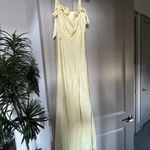 Elegant Yellow Maxi Dress